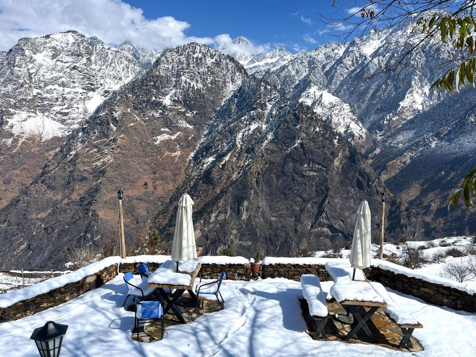 Faraway Cottages, Auli Joshīmath Exterior foto